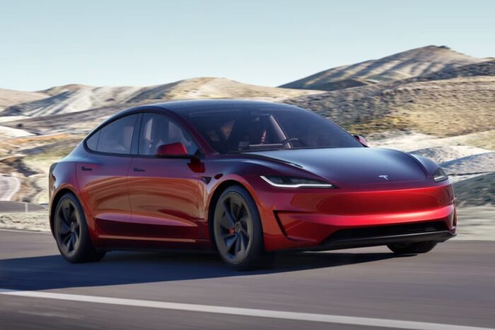 tesla model 3 performance 2024 02 min