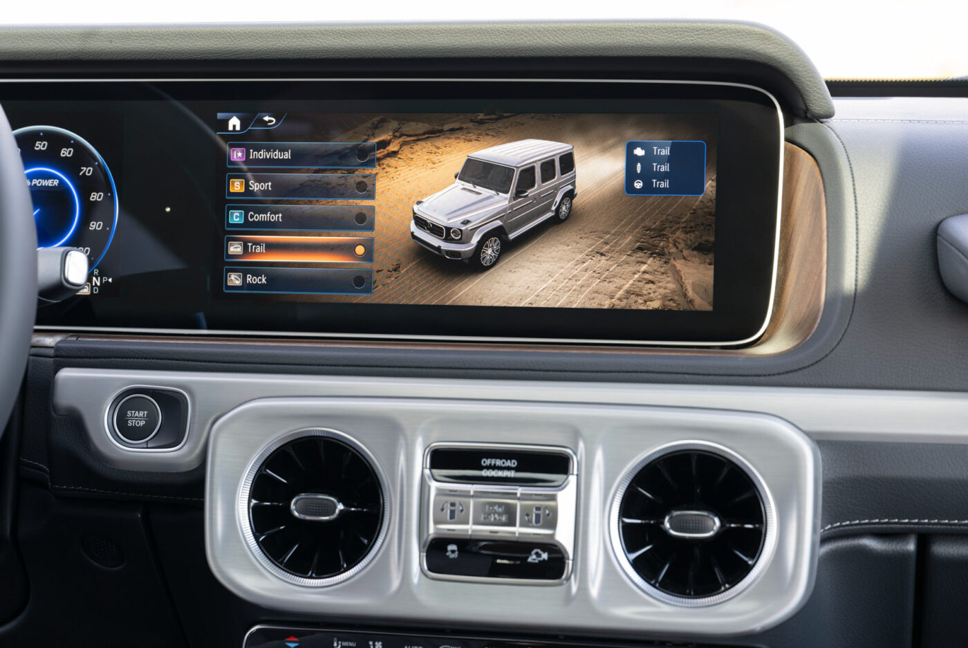 mercedes benz g 580 eq 2024 10 mercedes benz g 580 eq 2024 10