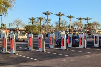 tesla supercharger ladestation charging station usa 2024 02 min