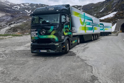 daimler truck mercedes benz eactros 600 testfahrt e lkw electric truck hintergrund background 2024 01 min