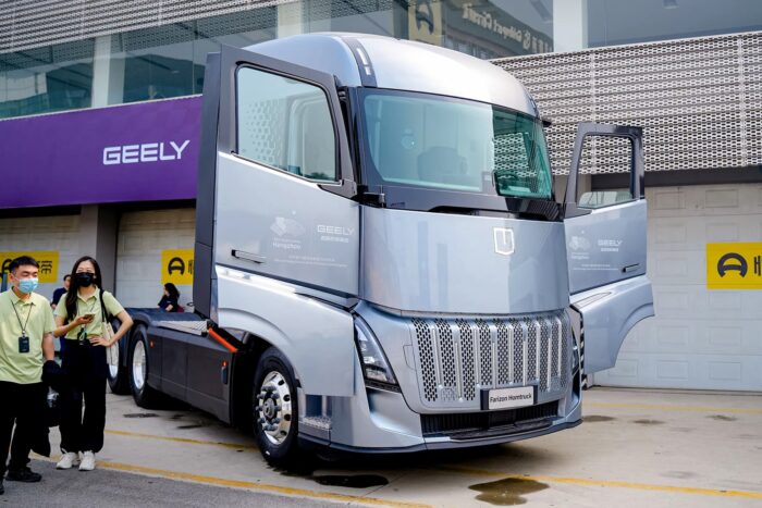 farizon auto homtruck e lkw electric truck china 2024 01 min