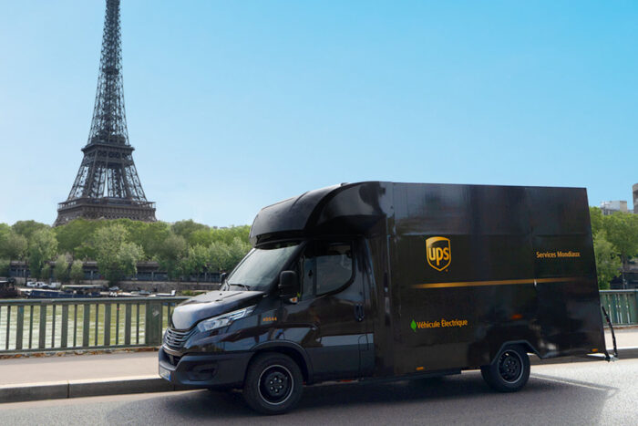 iveco edaily e transporter electric transporter ups paris frankreich france 2024 01