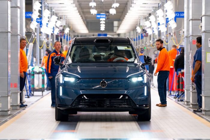 volvo ex90 produktion production charleston usa 2024 10 min