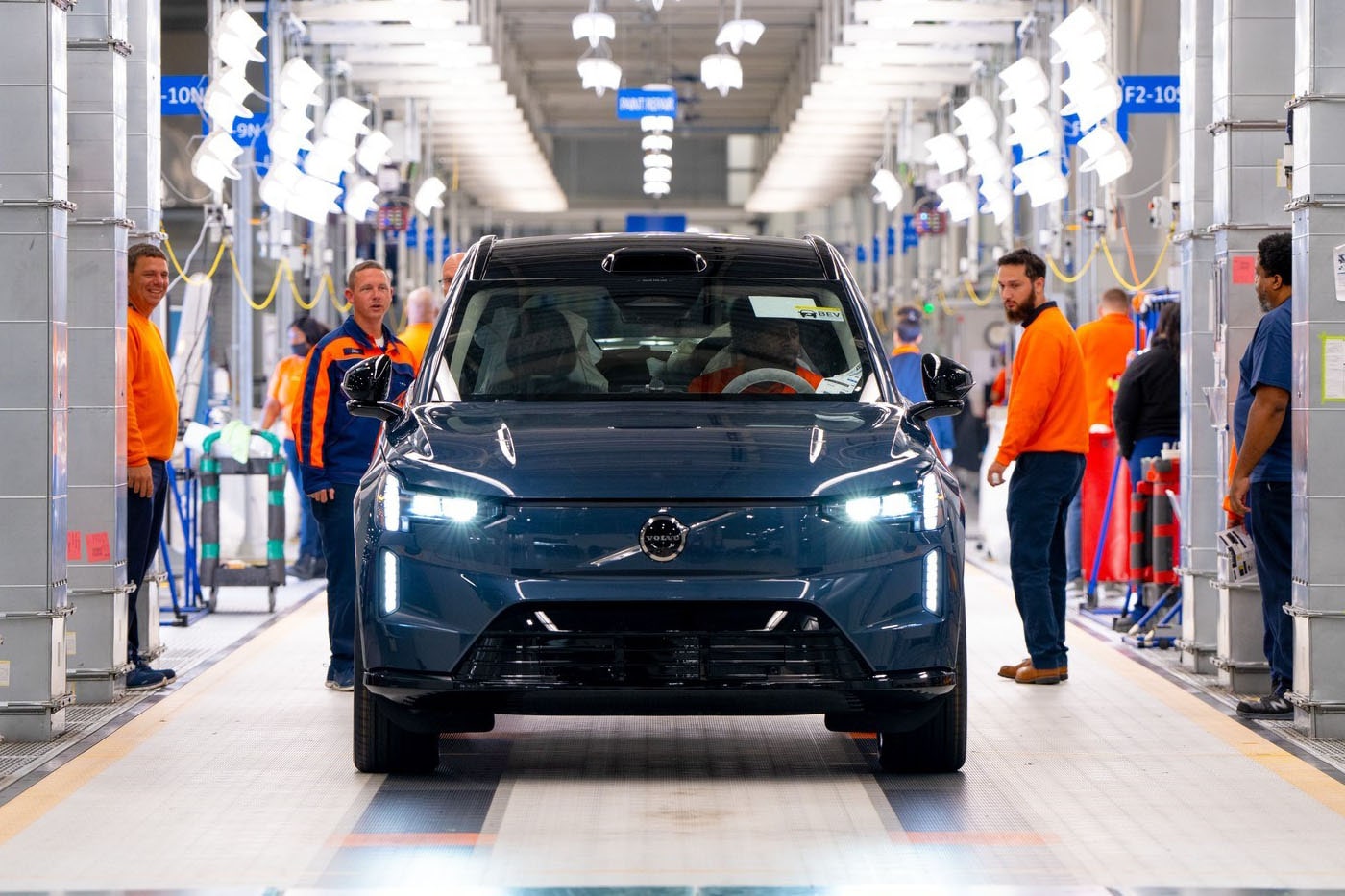 volvo ex90 produktion production charleston usa 2024 10 min
