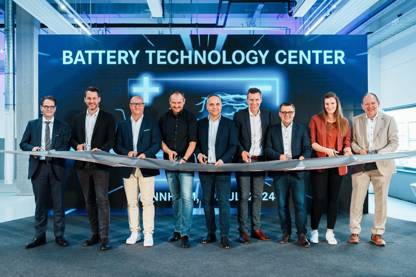 daimler truck battery technology center mannheim eröffnung opening 2024 06