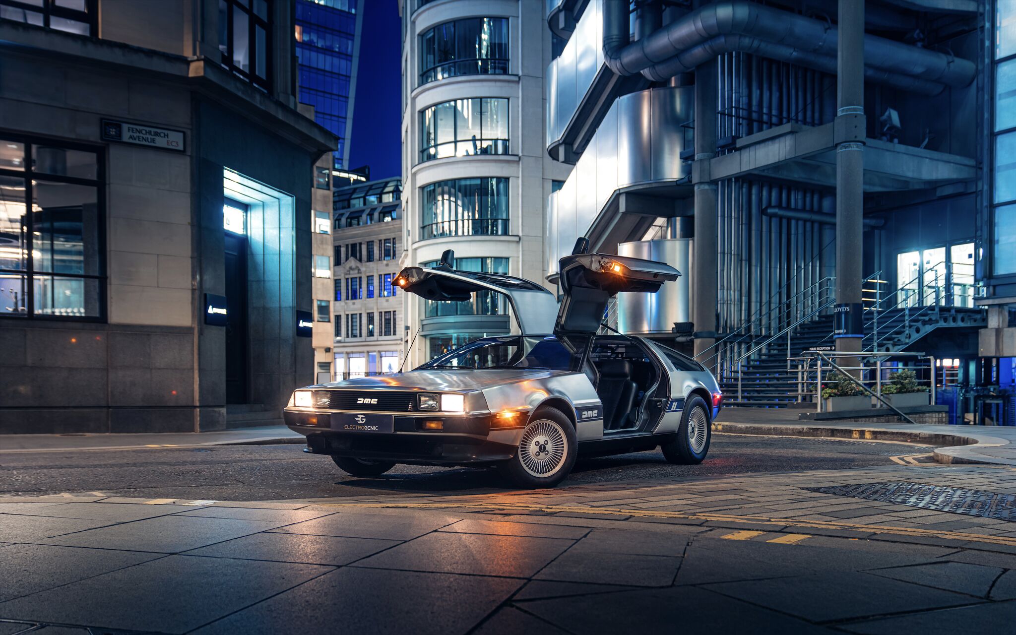 Zur-ck-in-die-Zukunft-DeLorean-DMC-12-zum-Elektroauto-umger-stet
