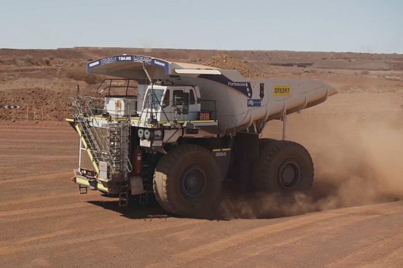 liebherr ahs t264 fortescue muldenkipper bausmaschine 2024
