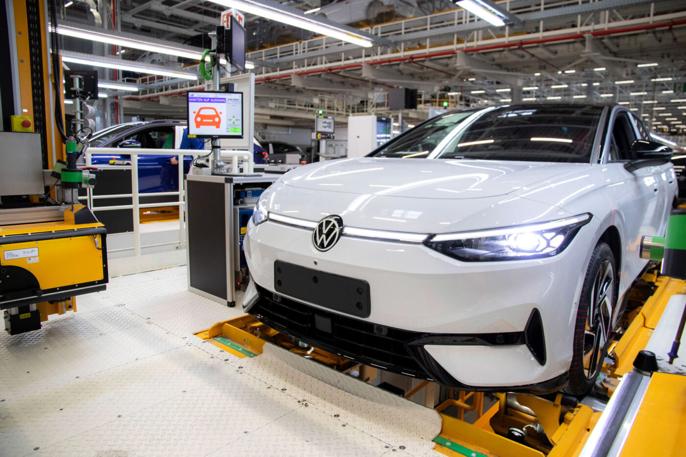 volkswagen vw id 7 id7 produktion emden 2