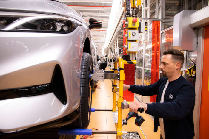 volkswagen vw id 7 id7 produktion emden 3