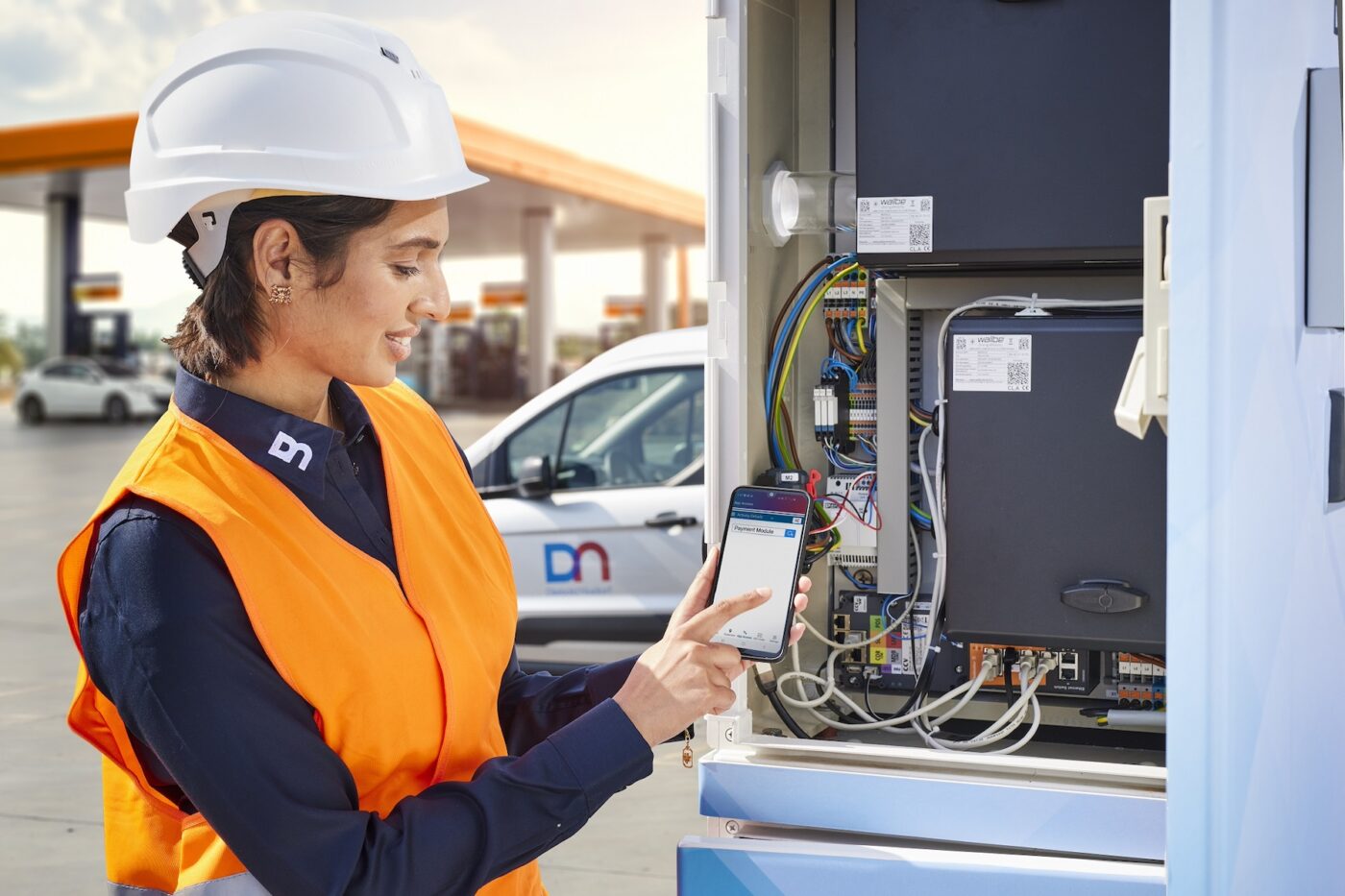 diebold nixdorf ev charging services