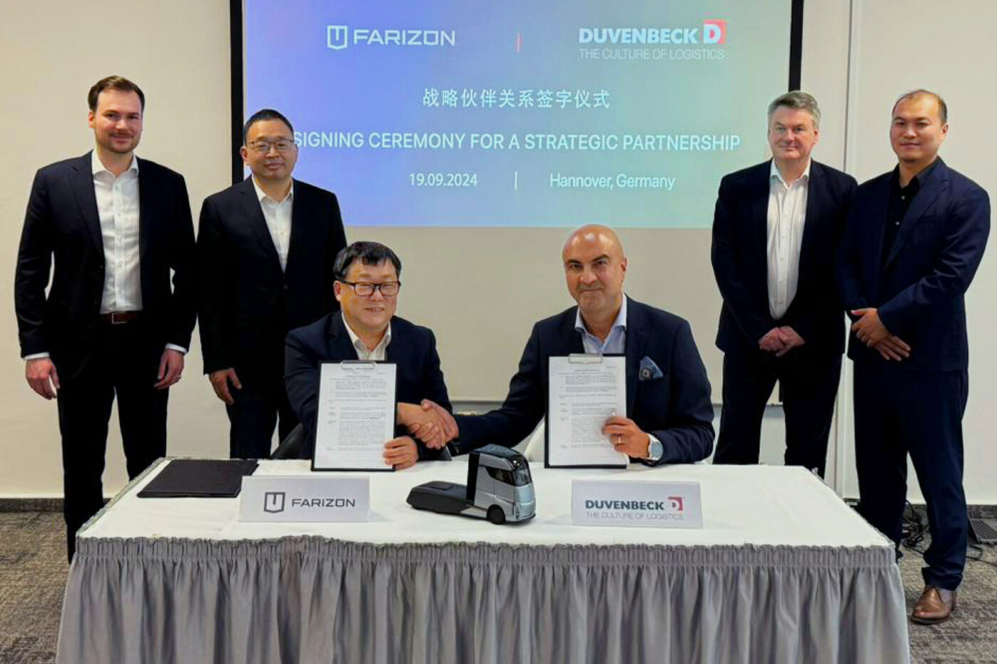 duvenbeck farizon autp geely homtruck vertrag iaa transportation 2024 duvenbeck farizon autp geely homtruck vertrag iaa transportation 2024