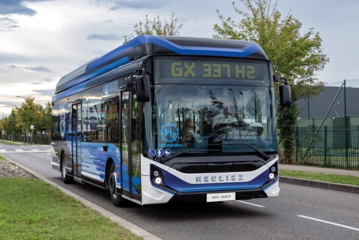 iveco gx 337 h2 linium brennstoffzellen bus fuel cell bus frankreich france cannes 2024 01 min
