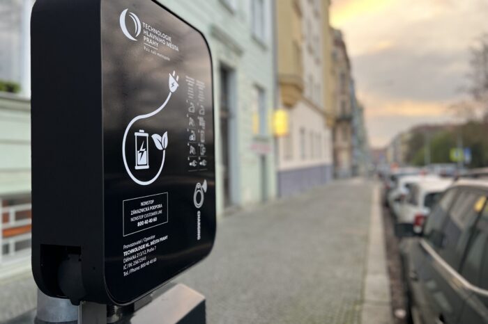 thmp prag ladestation laternenlader ac tschechien 2024