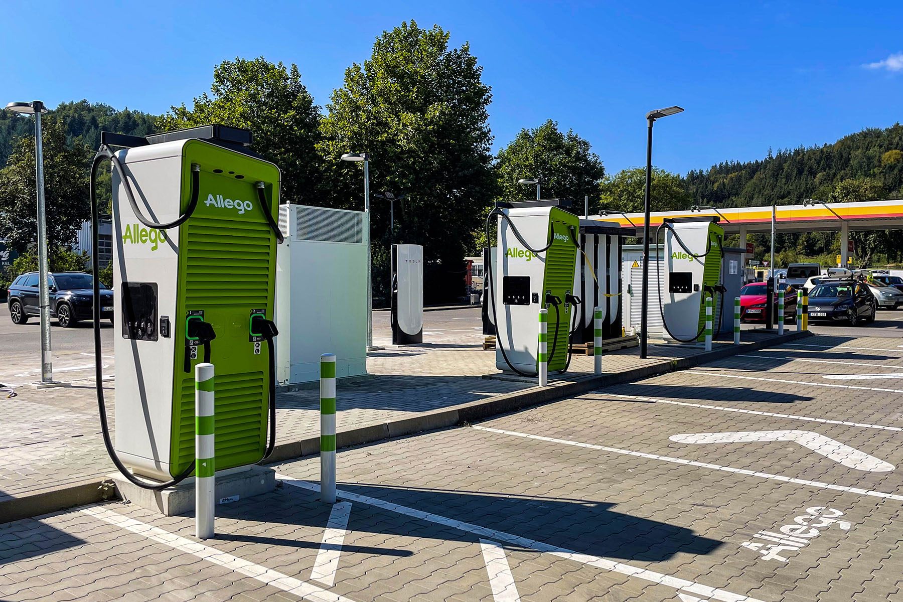 Mit-dem-Summer-Pass-Allego-reduziert-Ad-hoc-Tarife-um-30-Prozent