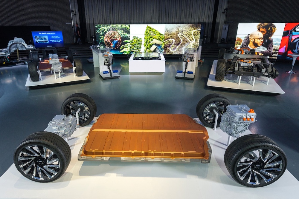 GM-trennt-sich-vom-Namen-Ultium-f-r-EV-Batterien-Co-