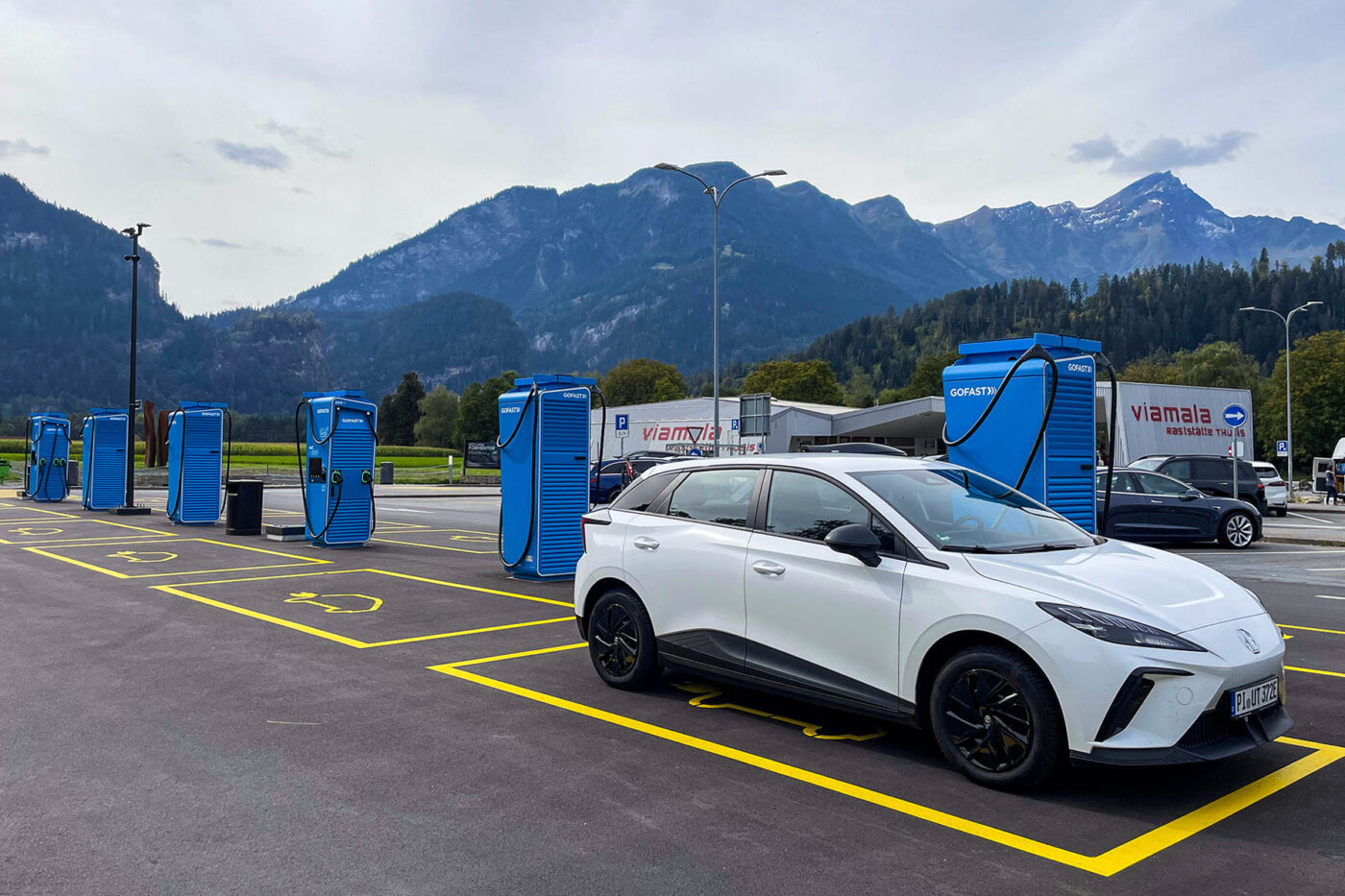 gofast ladestation charging station schweiz switzerland 2024 01 min