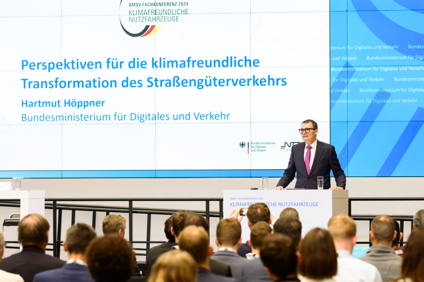 bmdv fachkonferenz klimafreundliche nutzfahrzeuge 2024 7 bmdv fachkonferenz klimafreundliche nutzfahrzeuge 2024 7