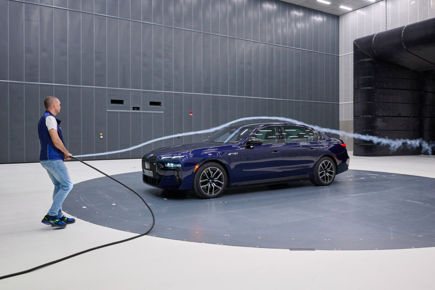 bmw fiz aez windkanal 2024 02