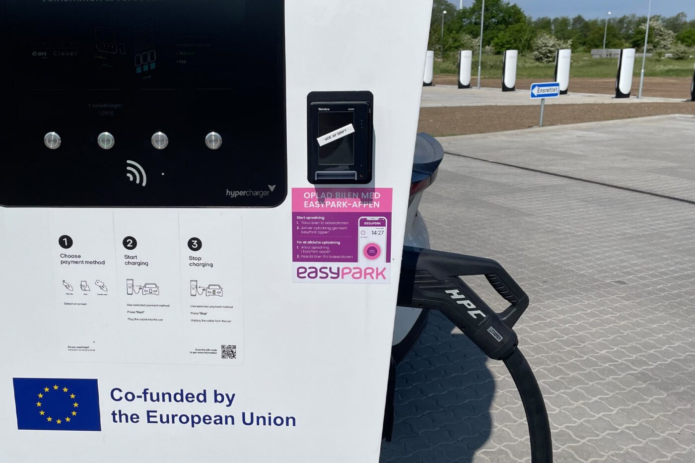 Clever ladestation charging station daenemark denmark easypark min