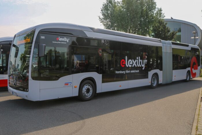 Daimler buses mercedes benz ecitaro elektrobus electric bus vhh min