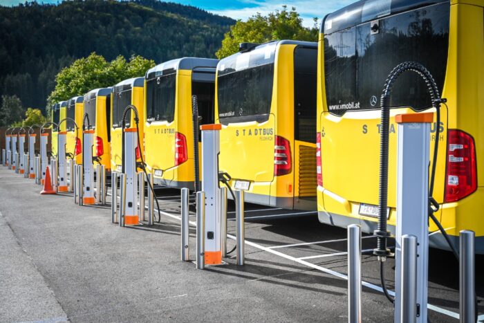 niggbus e busse ecitaro kempower ladestationen e busse österreich 2024