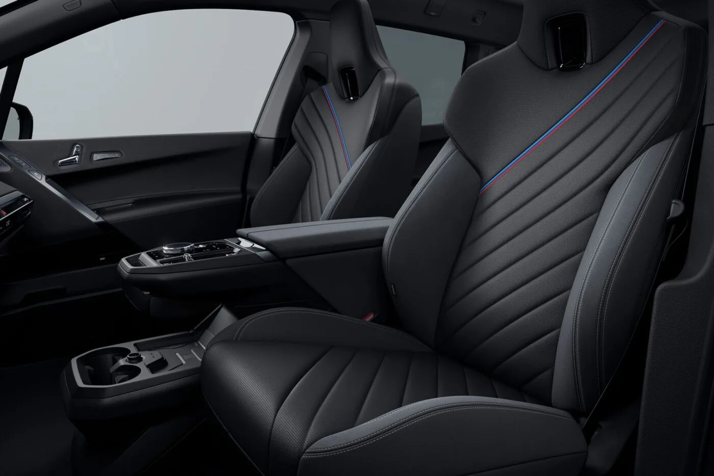 bmw ix m70 xdrive facelift 2025 08 min