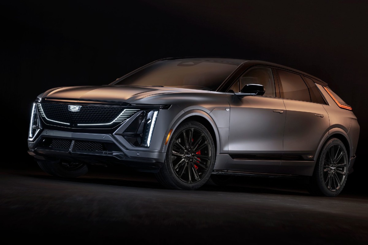 Cadillac v lyriq v serie