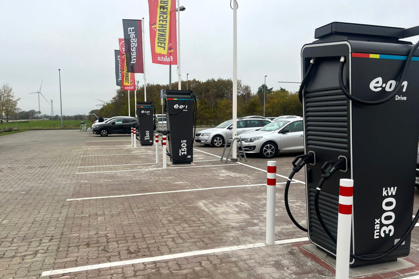 Eon fleggaard ladestation hypercharger suederluegum