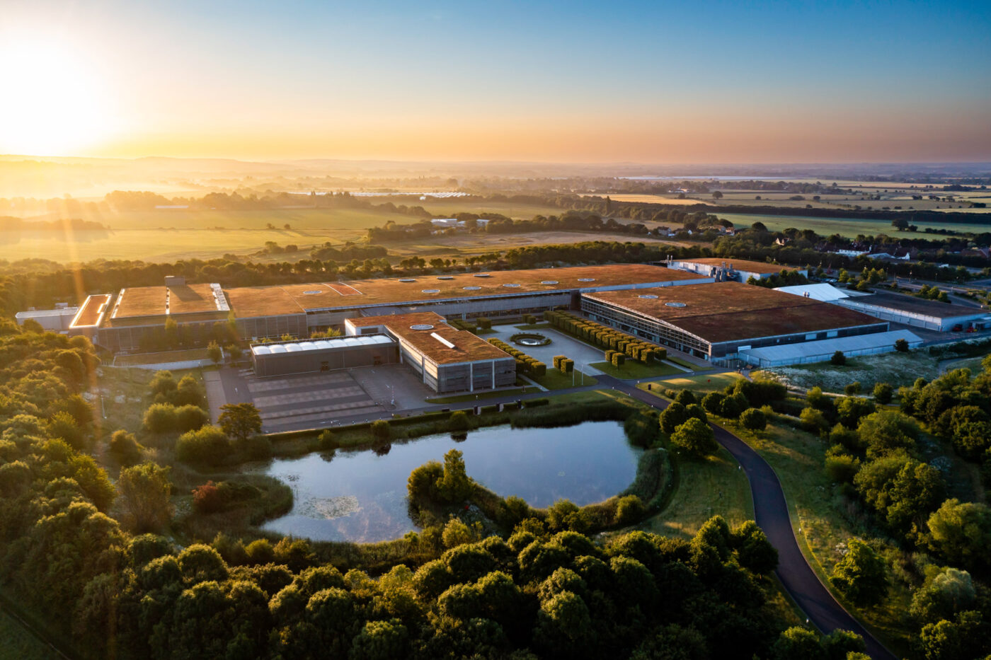 Rolls royce werk factory goodwood