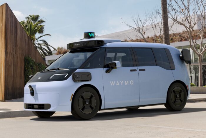 Zeekr rt waymo