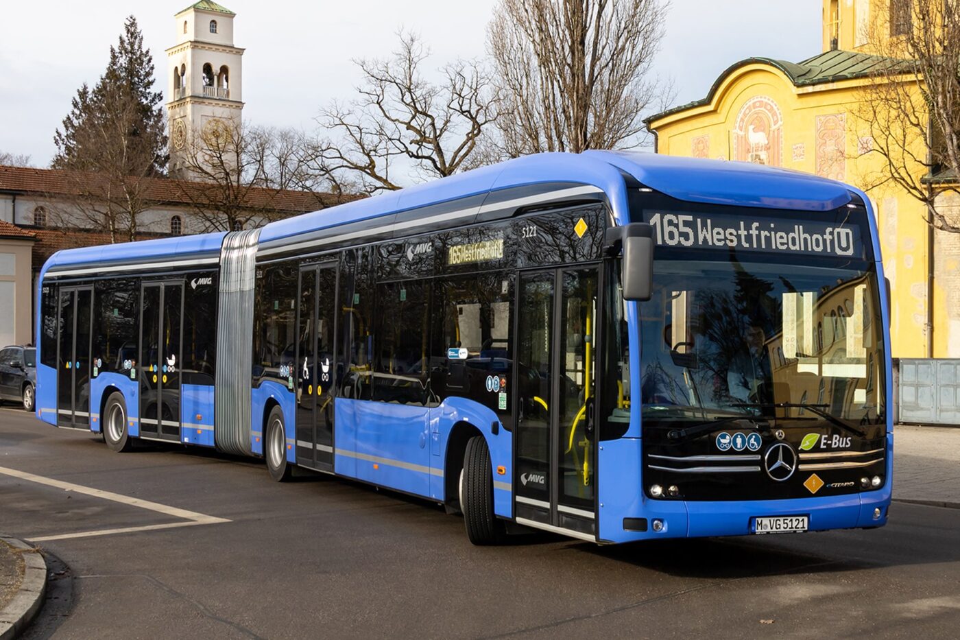Daimler buses mercedes benz ecitaro elektrobus electric bus mvg stadtwerke muenchen min