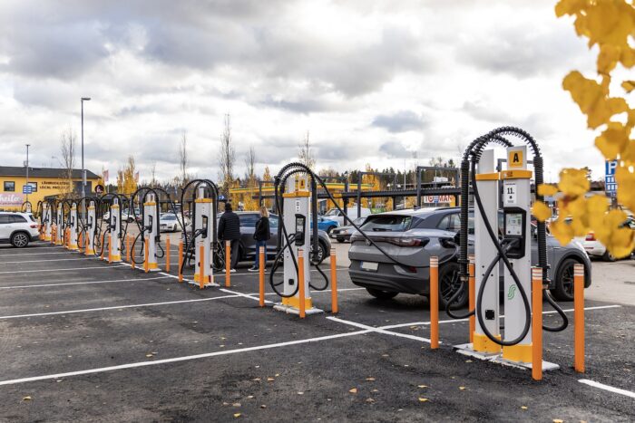 Kempower ladepark ladestationen finnland