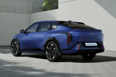 Kia ev4 gt line saloon min