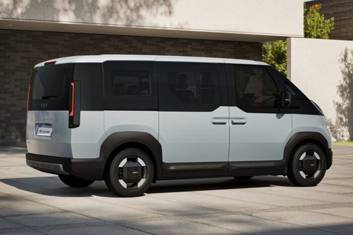 Kia pv5 passenger min