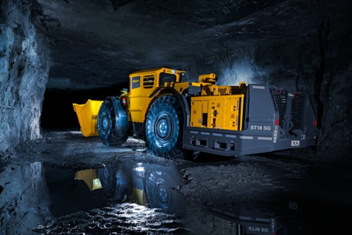 Epiroc scooptram st sg in underground mine