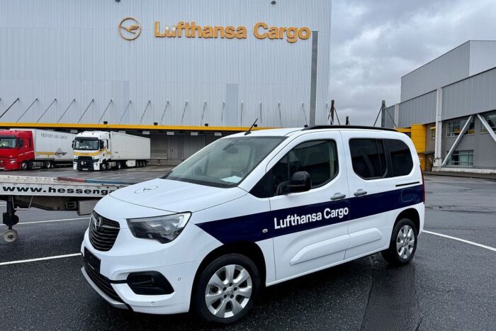 Lufthansa cargo e auto opel combo e fuhrpark