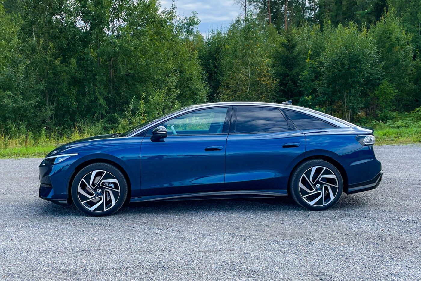 Volkswagen id7 pros daniel boennighausen min