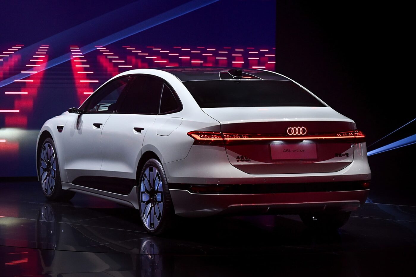 Audi a6l e tron min