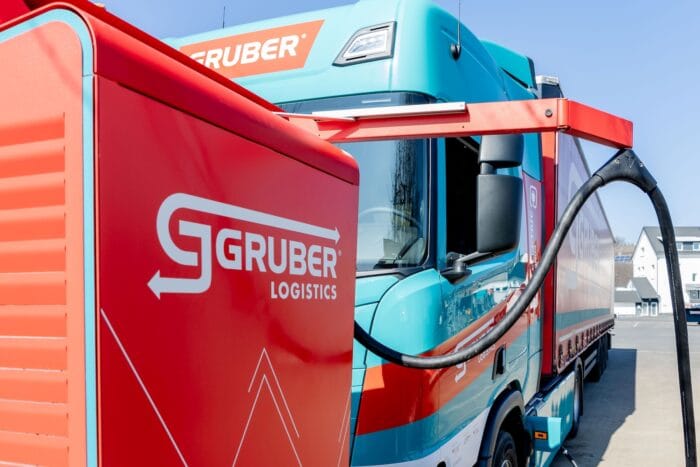 Gruber logistics ladestation flexmcs projekt