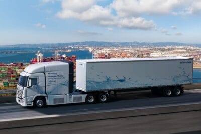 hyundai xcient act fuel cell electric trucks 2025 1400x933 1