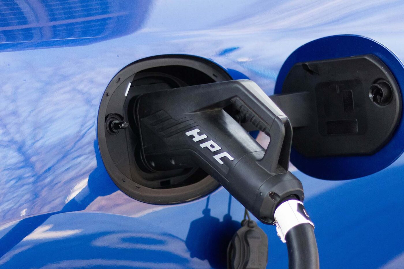 Mini cooper e fahrbericht ladestation charging station ccs daniel boennighausen