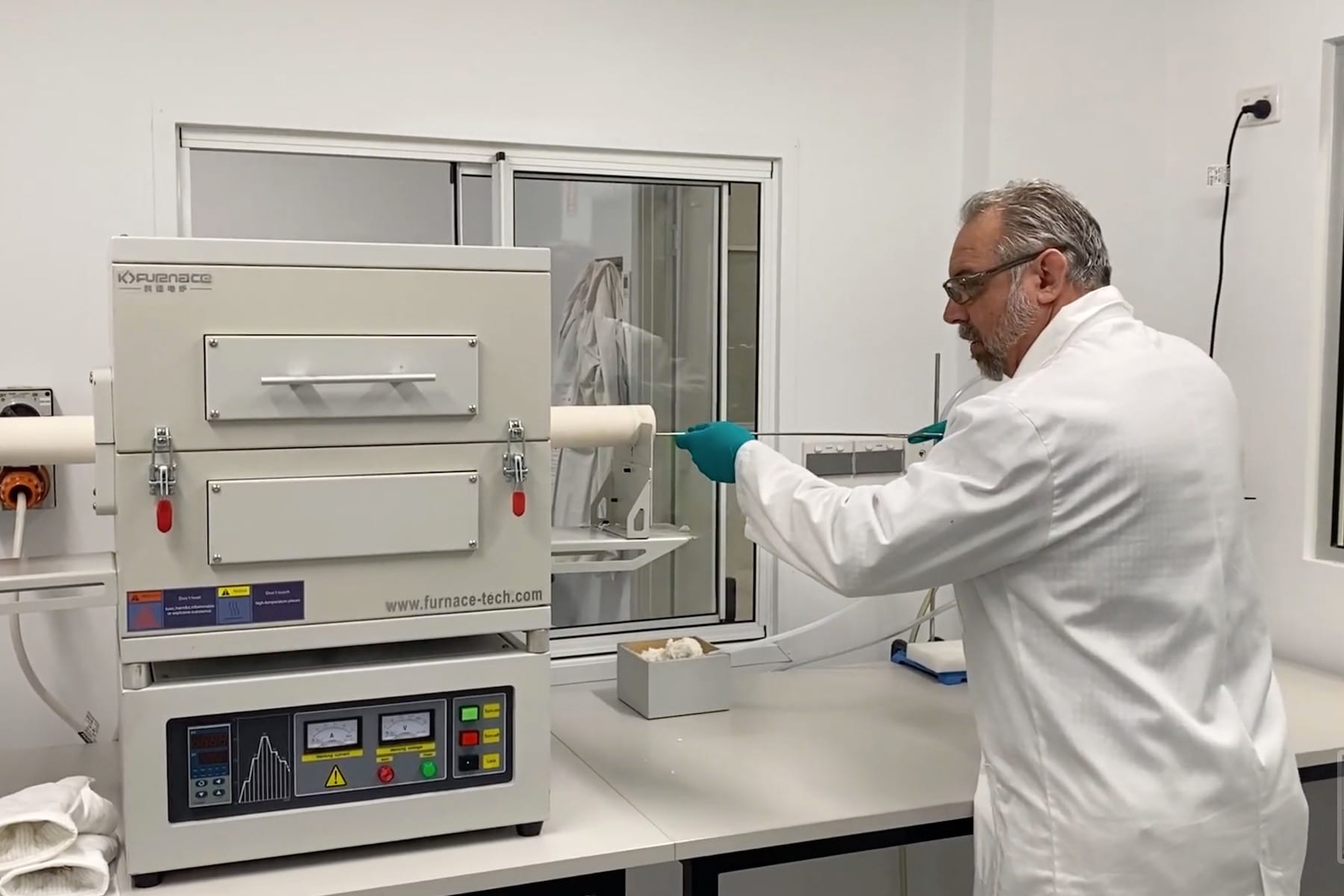 Altech startet Pilotproduktion von Anodenmaterial in der Lausitz