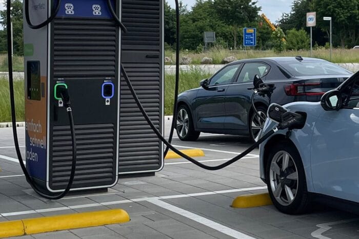 Enbw ladestation charging station hintergrund background min