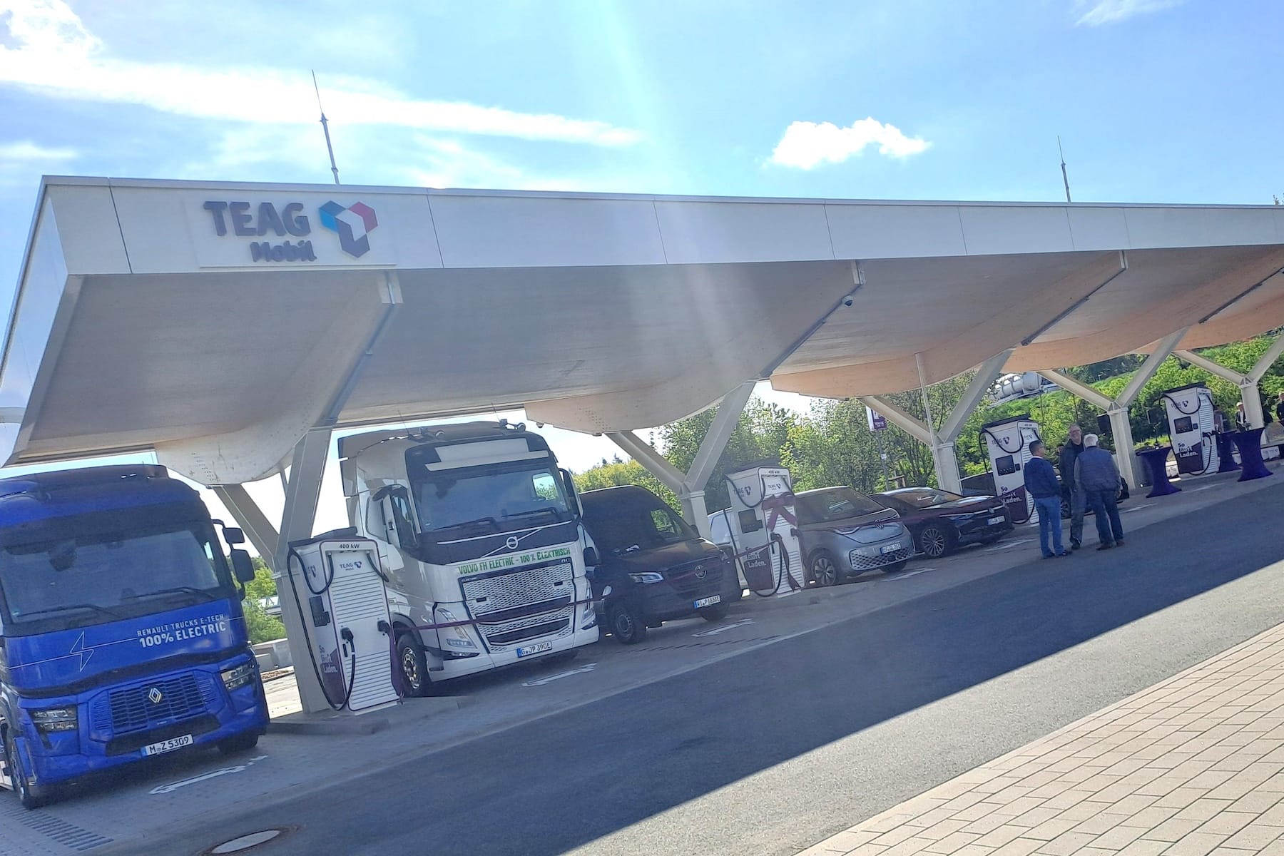 TEAG Mobil eröffnet Ladepark an der A9 in Schleiz
