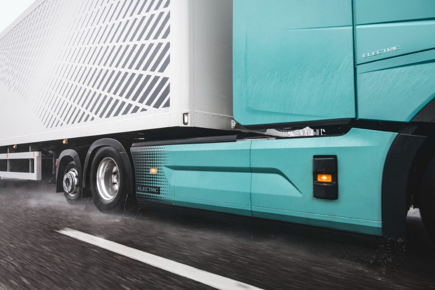 volvo trucks fh aero electric 2025 2 volvo trucks fh aero electric 2025 2