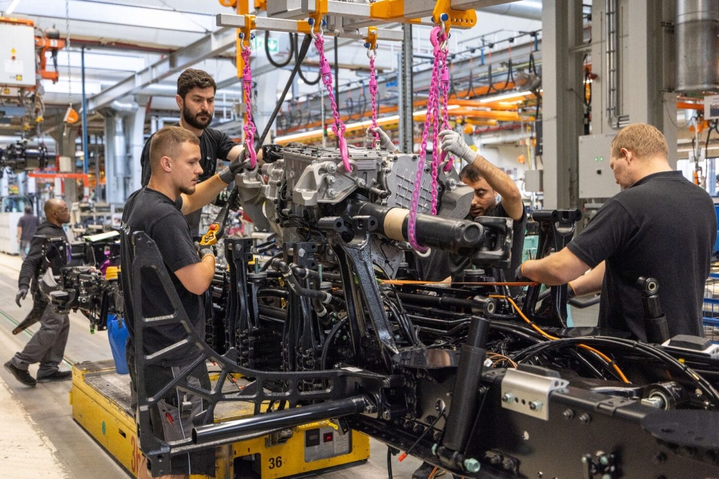 man etruck etgx antrieb drive e lkw electric truck produktion production 2025 01 min