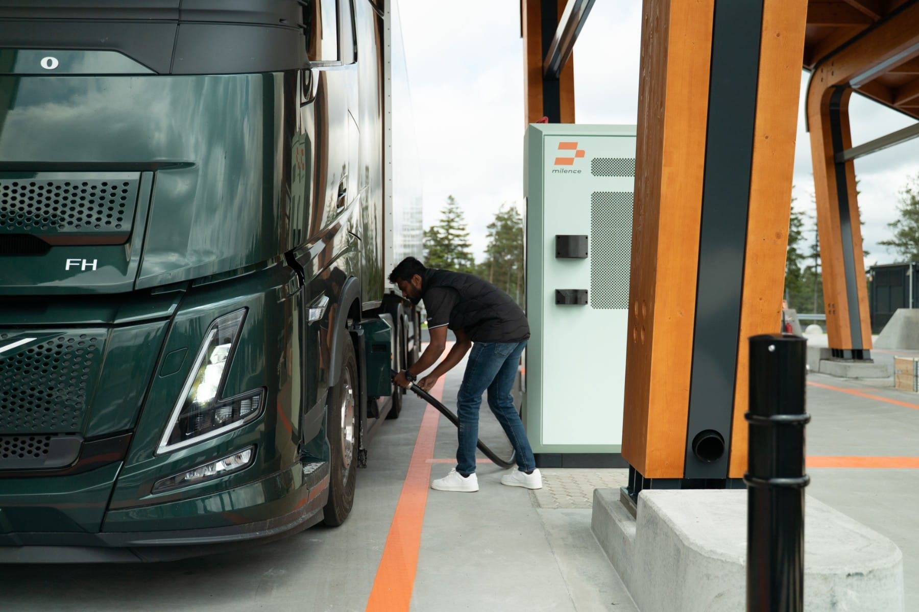 ICCT-Studie-5-300-MCS-Lader-in-der-EU-f-r-E-Lkw-reichen-aus