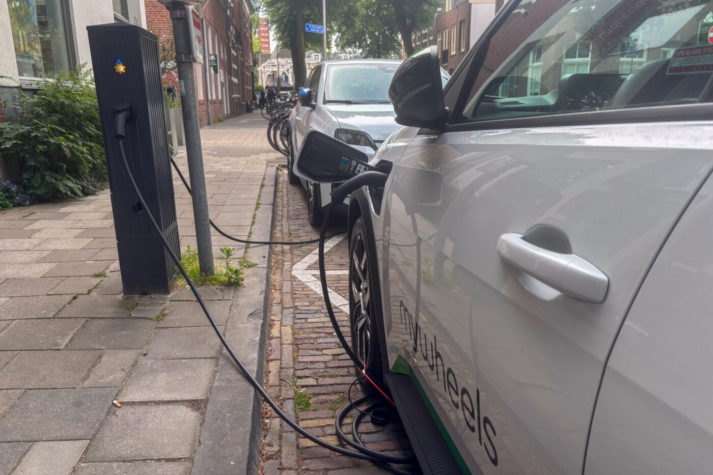 niederlande utrecht energized renault 5 mywheels bidirektionales laden 2025 10 niederlande utrecht energized renault 5 mywheels bidirektionales laden 2025 10