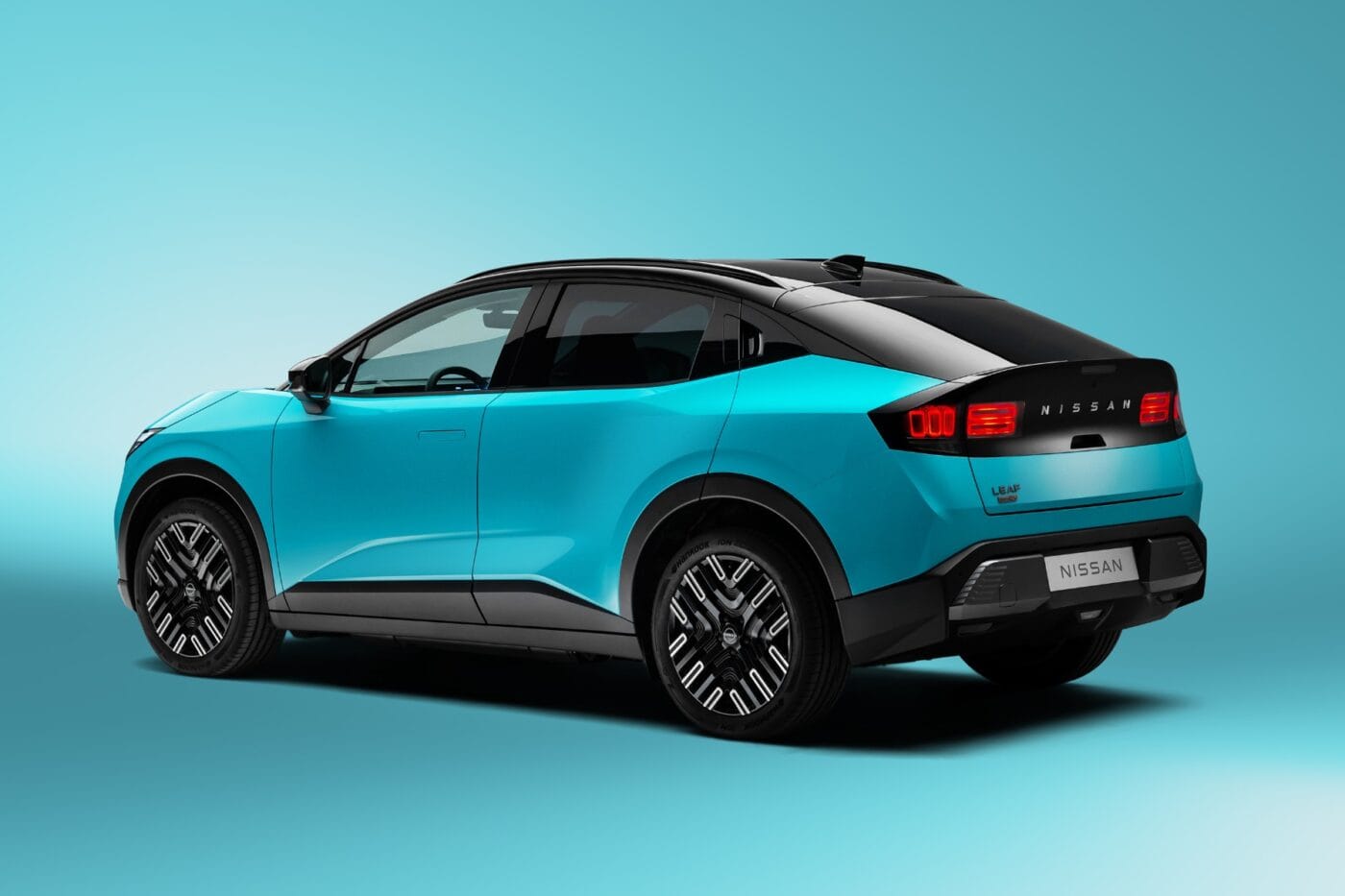 nissan leaf 2025 03