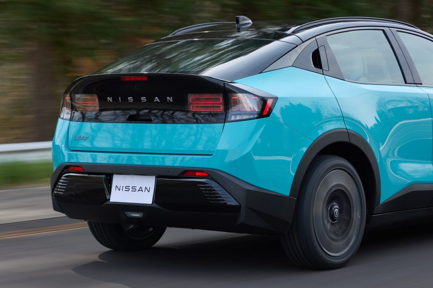 nissan leaf 2025 12